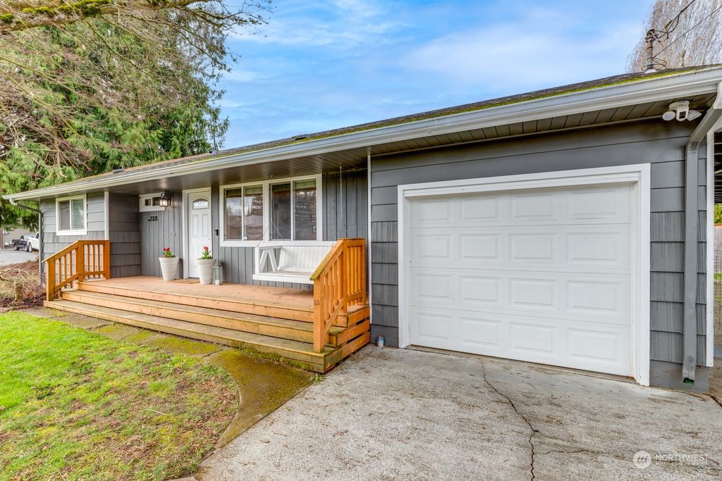 Photo of 7328 51st Avenue NE, Marysville, WA 98270 (MLS # 2209869)