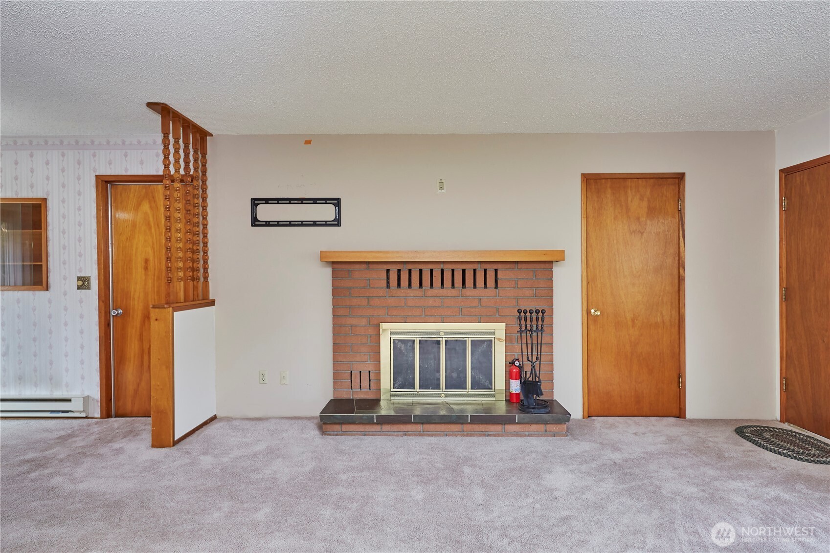 2903 NE Rozewood Drive