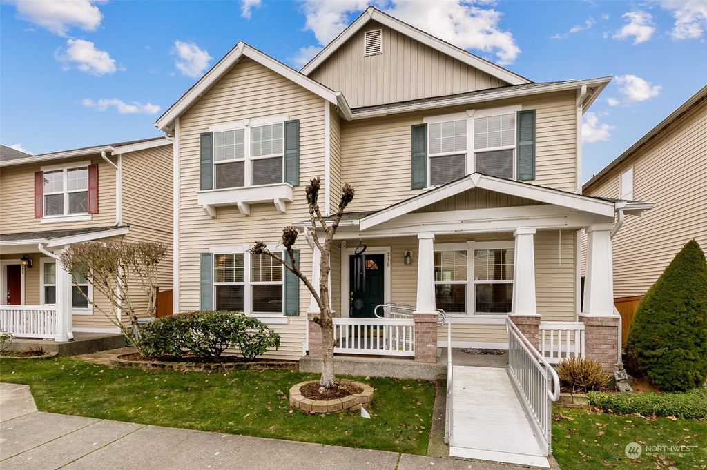 Photo of 319 Index Avenue SE, Renton, WA 98056 (MLS # 2025649)