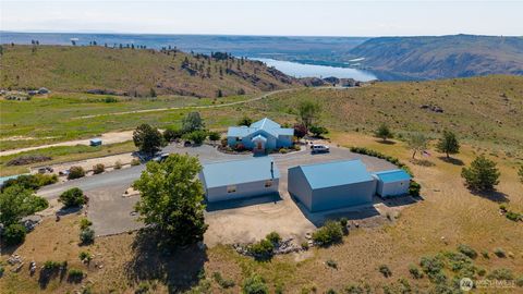 Photo of 24 Cielo Circle Cir, Brewster, WA 98812 (MLS # 2388076)