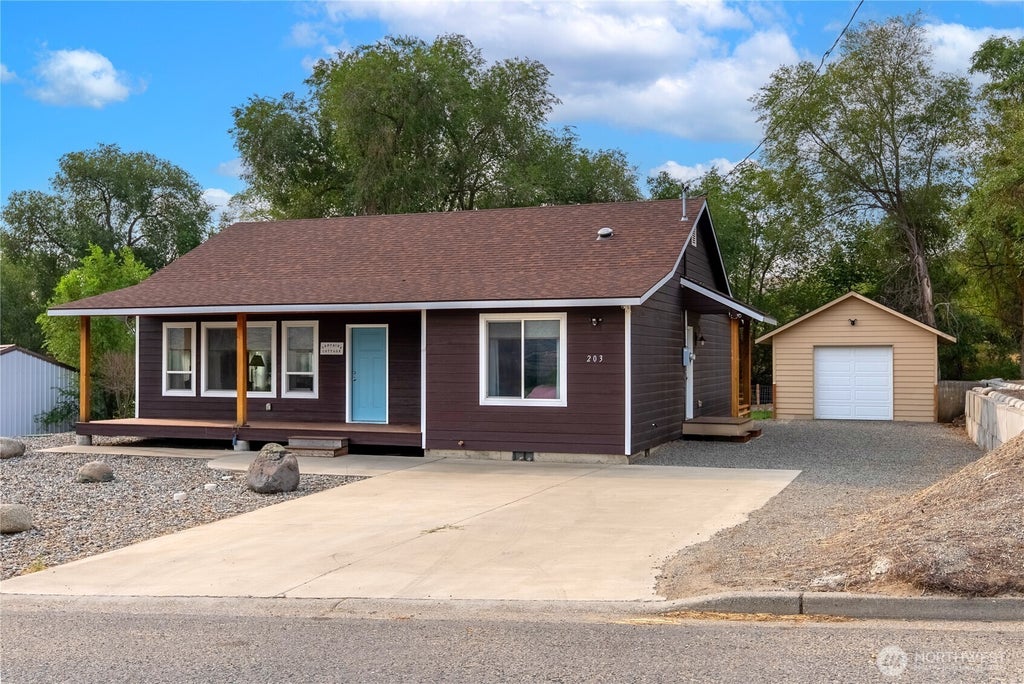 Photo of 203 2nd St, Riverside, WA 98849 (MLS # 2570829)