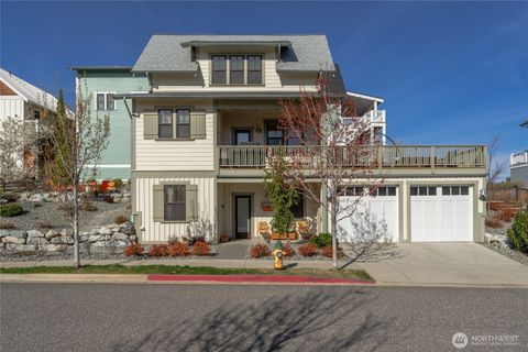 Photo of 529 Porcupine Lane, Chelan, WA 98816 (MLS # 2501891)