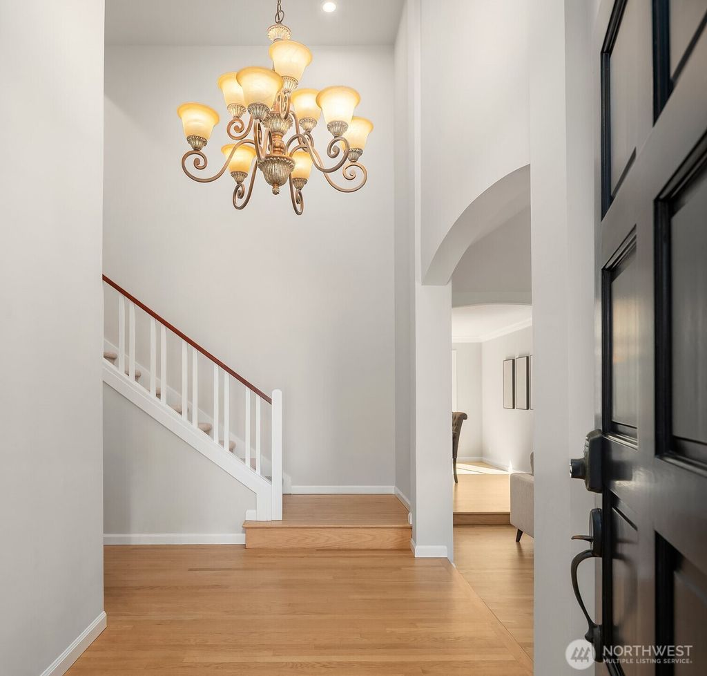 Photo of 6311 139th Place SE, Bellevue, WA 98006 (MLS # 2504179)