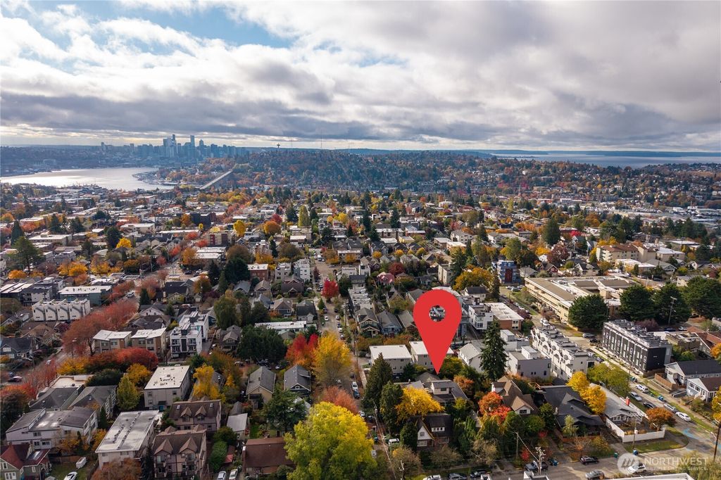 Photo of 4815 Evanston Avenue N #B, Seattle, WA 98103 (MLS # 2444605)