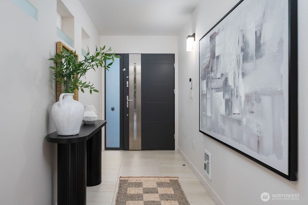 Photo of 4815 Evanston Avenue N #B, Seattle, WA 98103 (MLS # 2444605)
