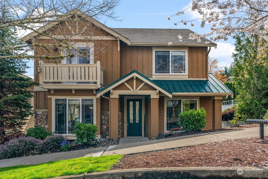 Photo of 2190 NW Coyote Creek Lane, Issaquah, WA 98027 (MLS # 2214321)