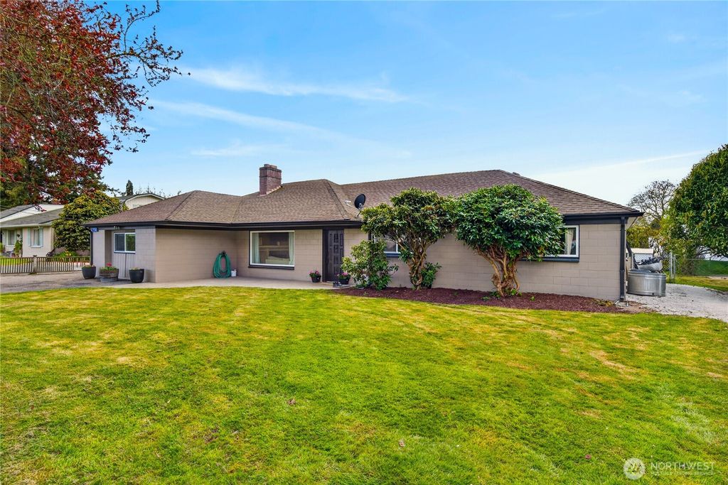 Photo of 15548 Penn Road, Mount Vernon, WA 98273 (MLS # 2514262)