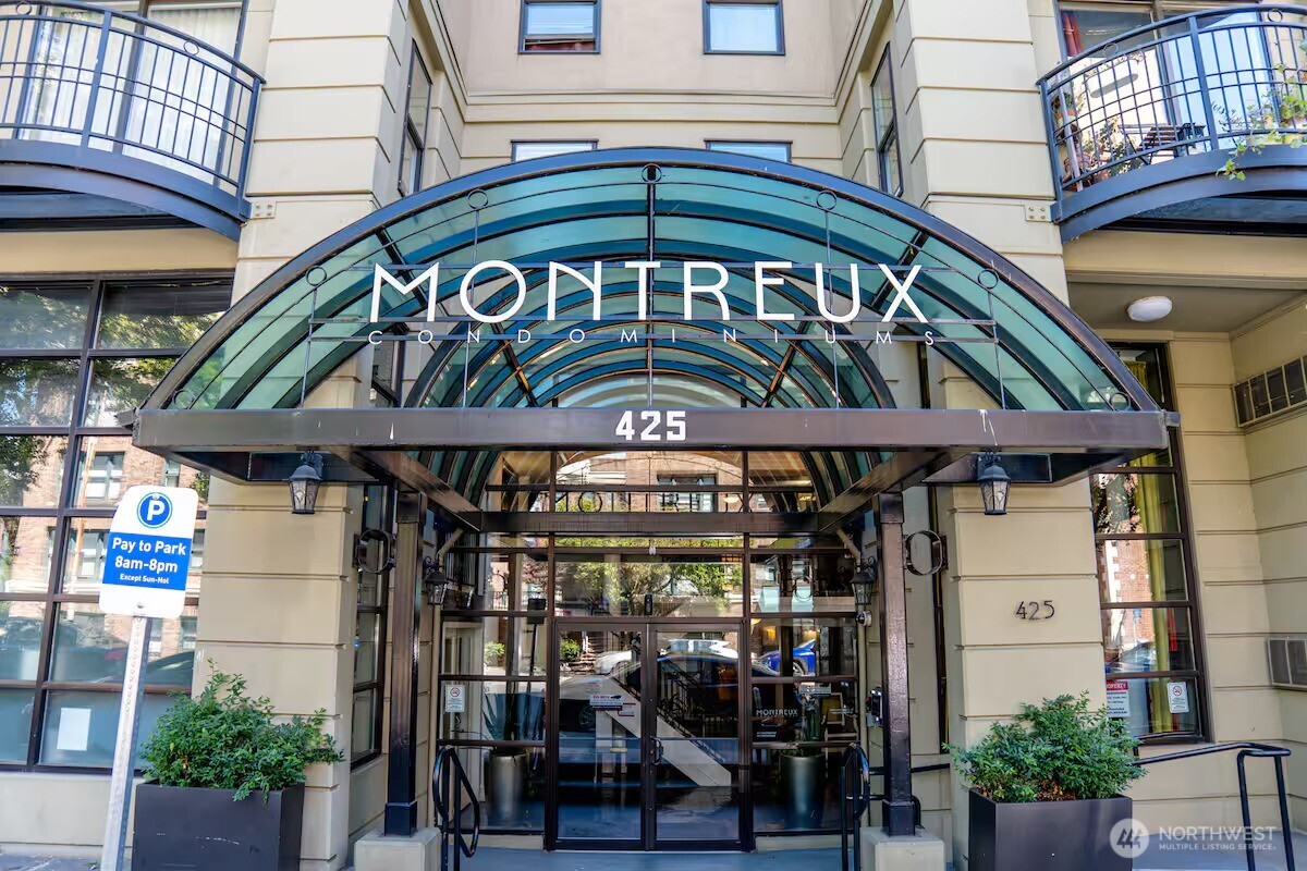 425 Vine Street 708