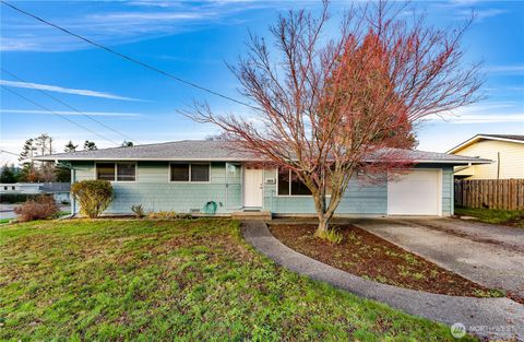 Photo of 1922 22nd Street, Anacortes, WA 98221 (MLS # 2455853)