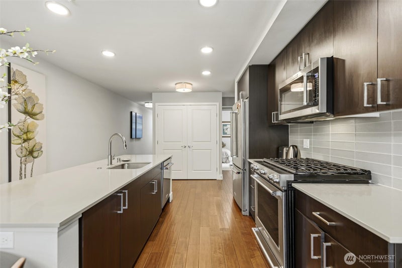 50 Pine Street 424