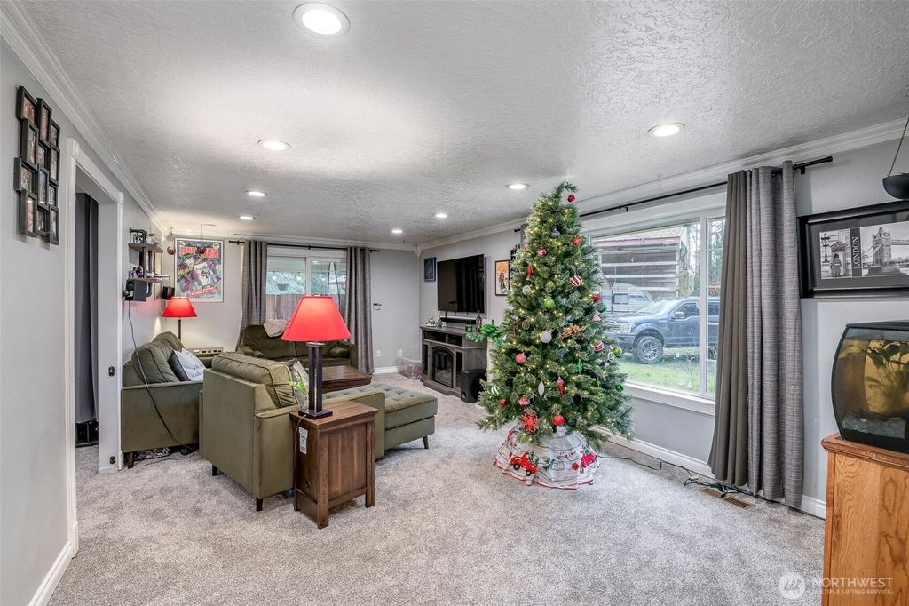 Photo of 4028 107th Avenue SW, Olympia, WA 98512 (MLS # 2461751)