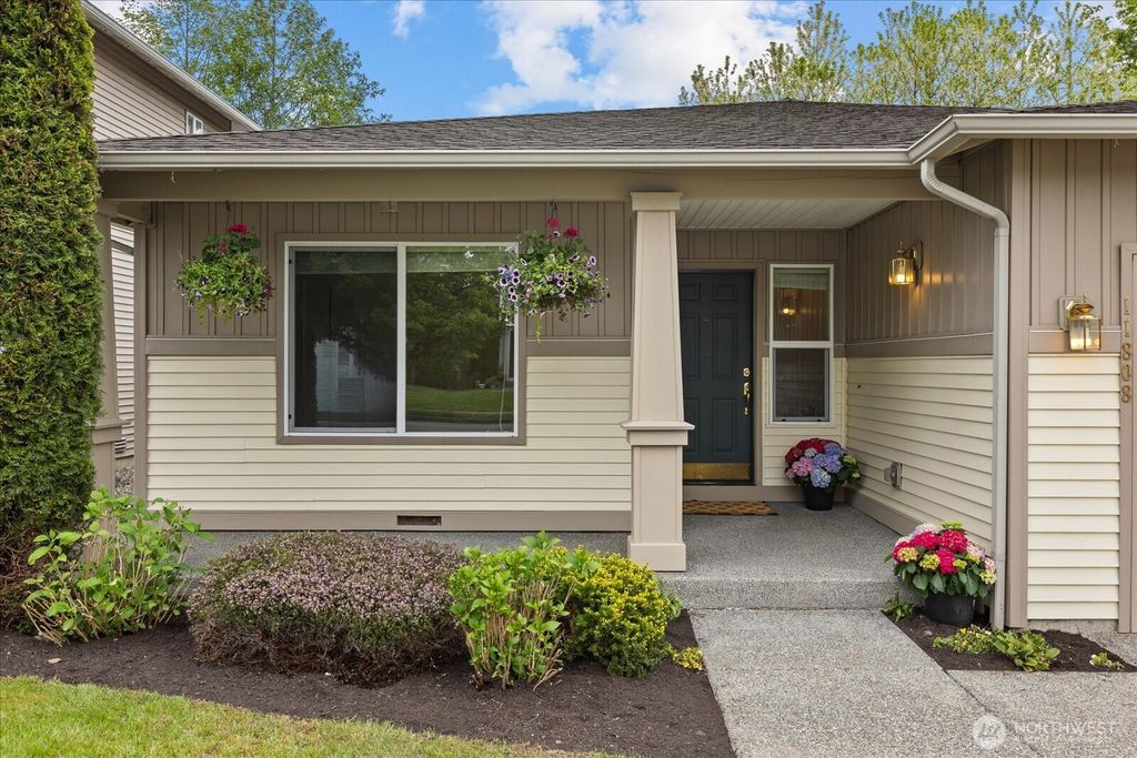 Photo of 11808 24th Street SE, Lake Stevens, WA 98258 (MLS # 2515433)
