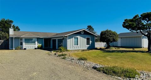 Photo of 35204 G Street, Ocean Park, WA 98640 (MLS # 2284943)