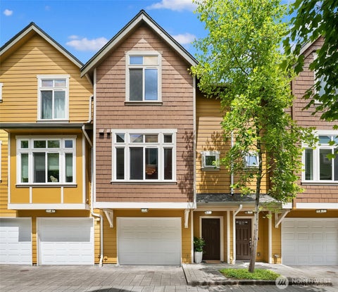 Photo of 6533 25th Avenue NE #C, Seattle, WA 98115 (MLS # 2538858)