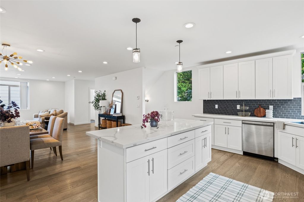 Photo of 15610 5th Avenue NE #C, Shoreline, WA 98155 (MLS # 2423502)