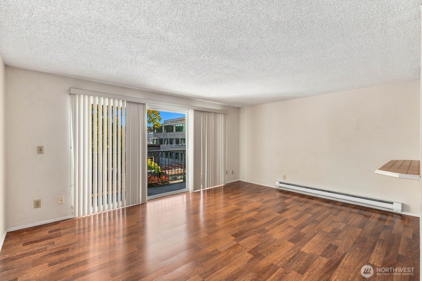762 Hayes Street 23
