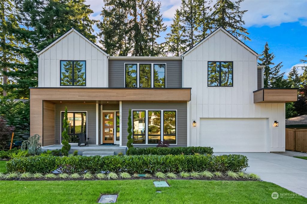 Photo of 1847 153rd Avenue SE, Bellevue, WA 98007 (MLS # 2126448)