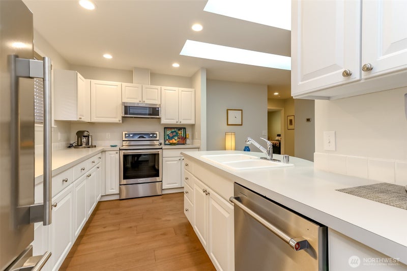 4525 7th Street SE 8