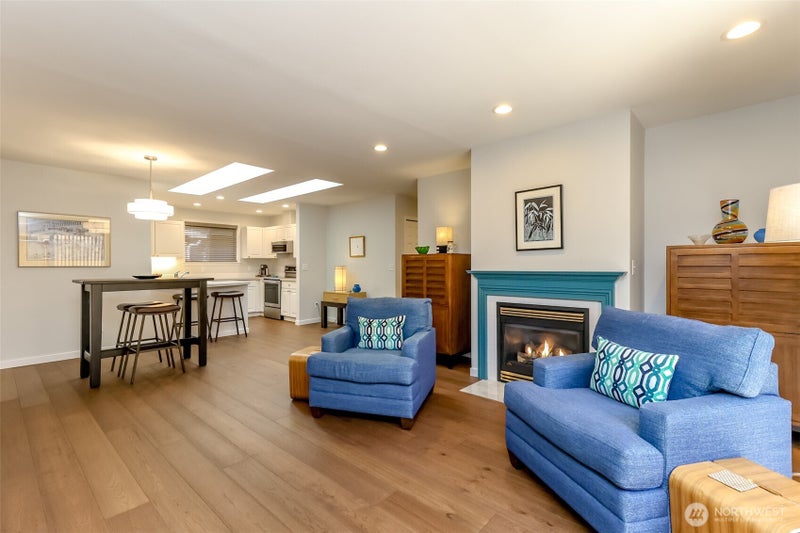 4525 7th Street SE 8
