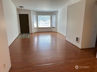 8429 44th Drive NE
