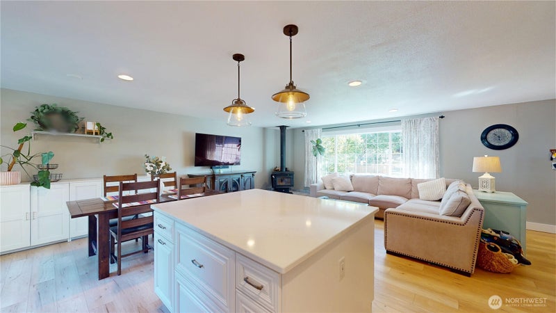 3000 NE 73rd Street