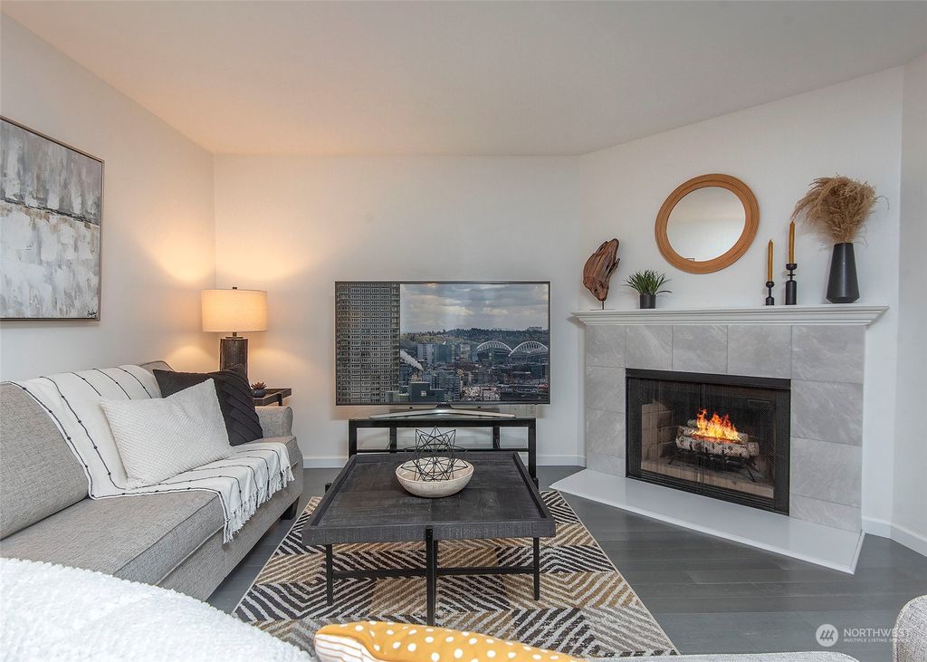 Photo of 12724 NE 144th Street #E203, Kirkland, WA 98034 (MLS # 2040098)