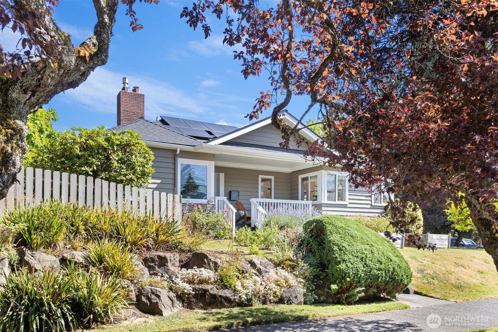 Photo of 4416 S Hudson Street, Seattle, WA 98118 (MLS # 2402708)