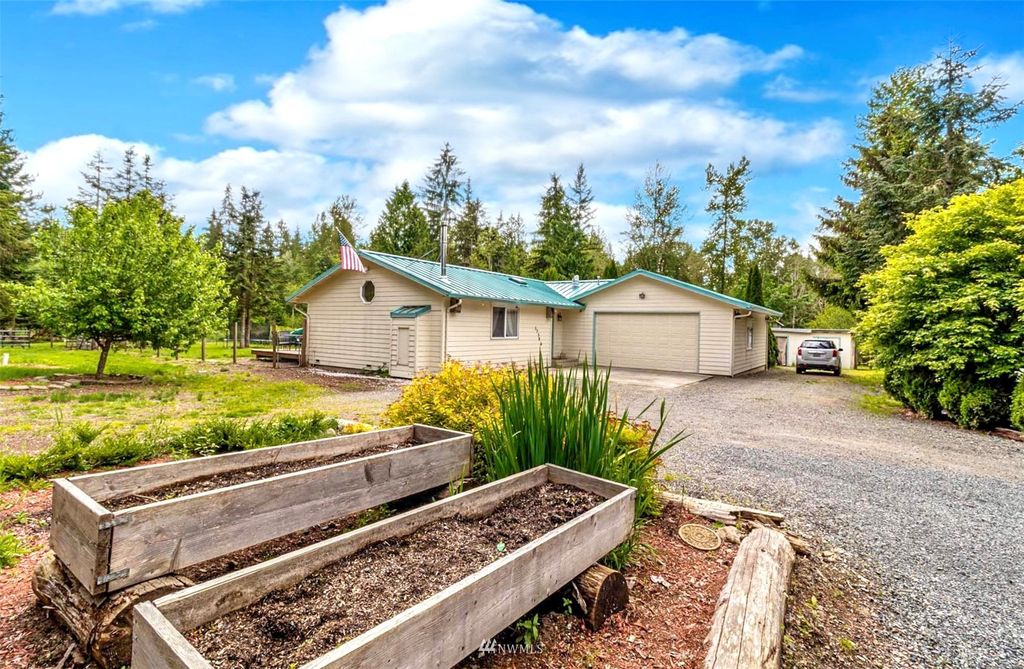 Photo of 13506 78th Street NE, Lake Stevens, WA 98258 (MLS # 1949738)