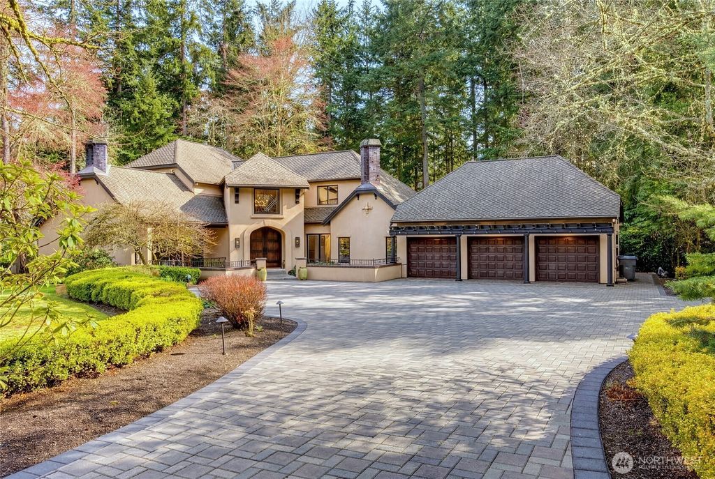 Photo of 13023 167th Avenue NE, Redmond, WA 98052 (MLS # 2494579)