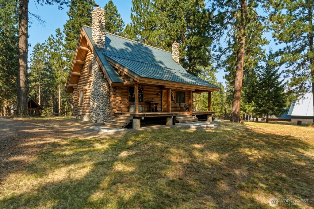 Photo of 124 Moonlight Lane, Dayton, WA 99328 (MLS # 2576931)