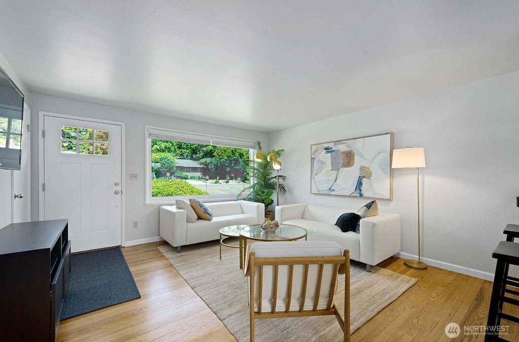 Photo of 3719 SW 106th Street, Seattle, WA 98146 (MLS # 2378787)