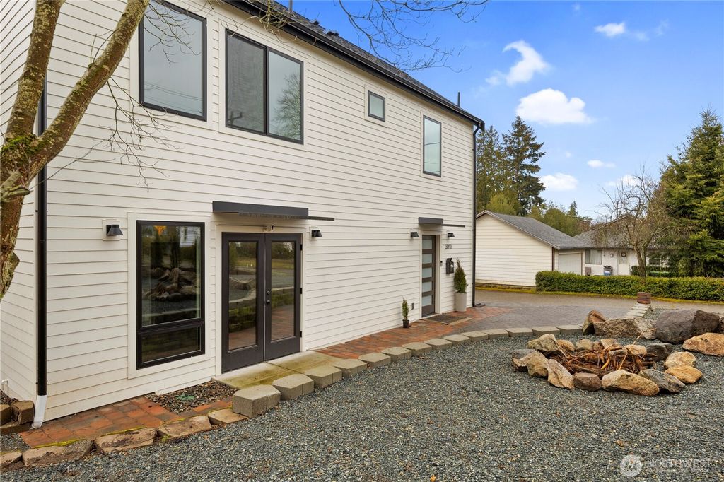 Photo of 3711 SW Juneau Street, Seattle, WA 98126 (MLS # 2334438)