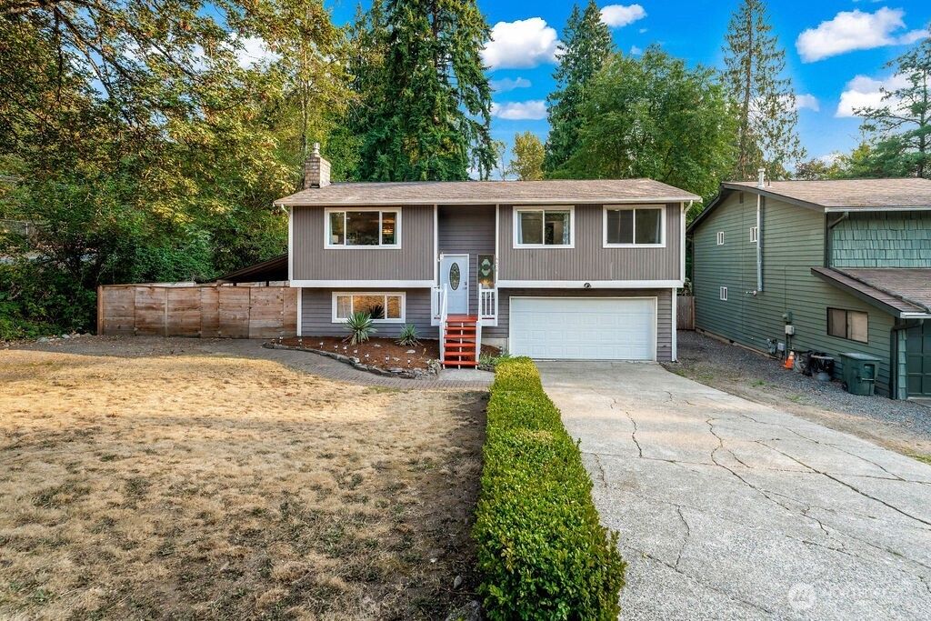 Photo of 4406 153rd Place SW, Lynnwood, WA 98087 (MLS # 2431782)