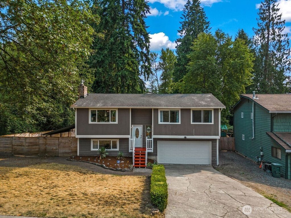 Photo of 4406 153rd Place SW, Lynnwood, WA 98087 (MLS # 2431782)