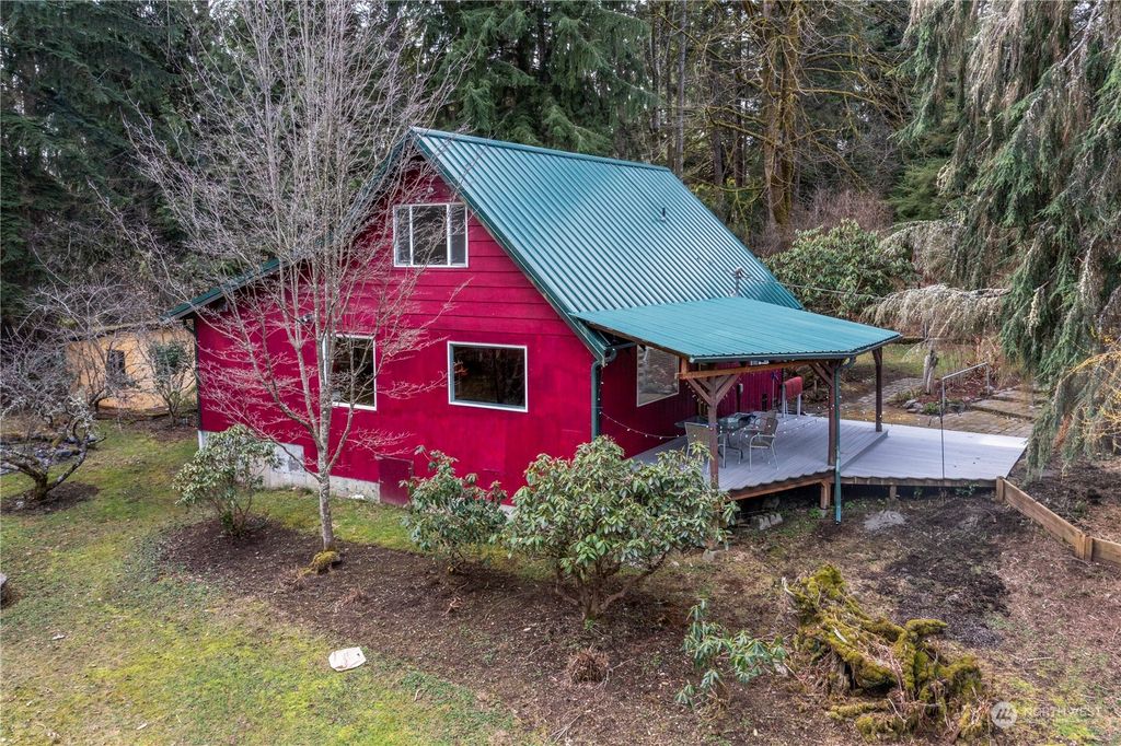 Photo of 15416 Dubuque Road, Snohomish, WA 98290 (MLS # 2043601)