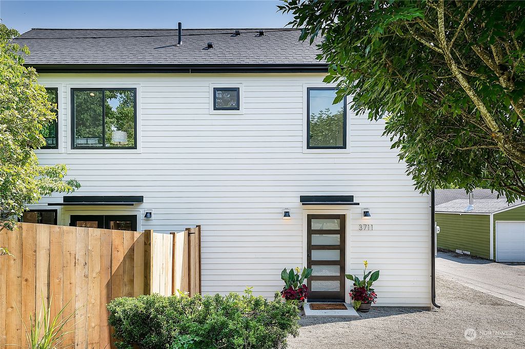 Photo of 3711 SW Juneau Street, Seattle, WA 98126 (MLS # 2127994)