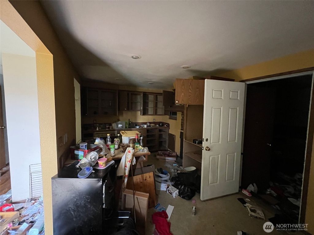 Photo of 1006 17th Street SE, Auburn, WA 98002 (MLS # 2356939)