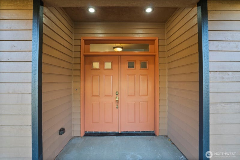 15 Spruce Lane