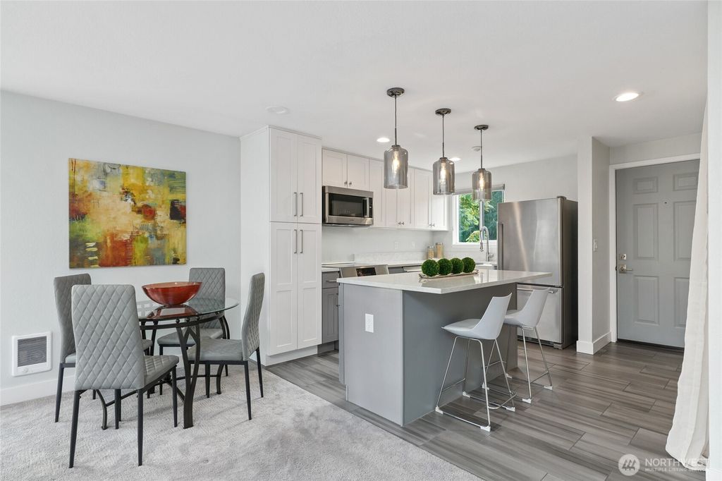 Photo of 7292 W Lake Sammamish Parkway NE #4-306, Redmond, WA 98052 (MLS # 2438644)