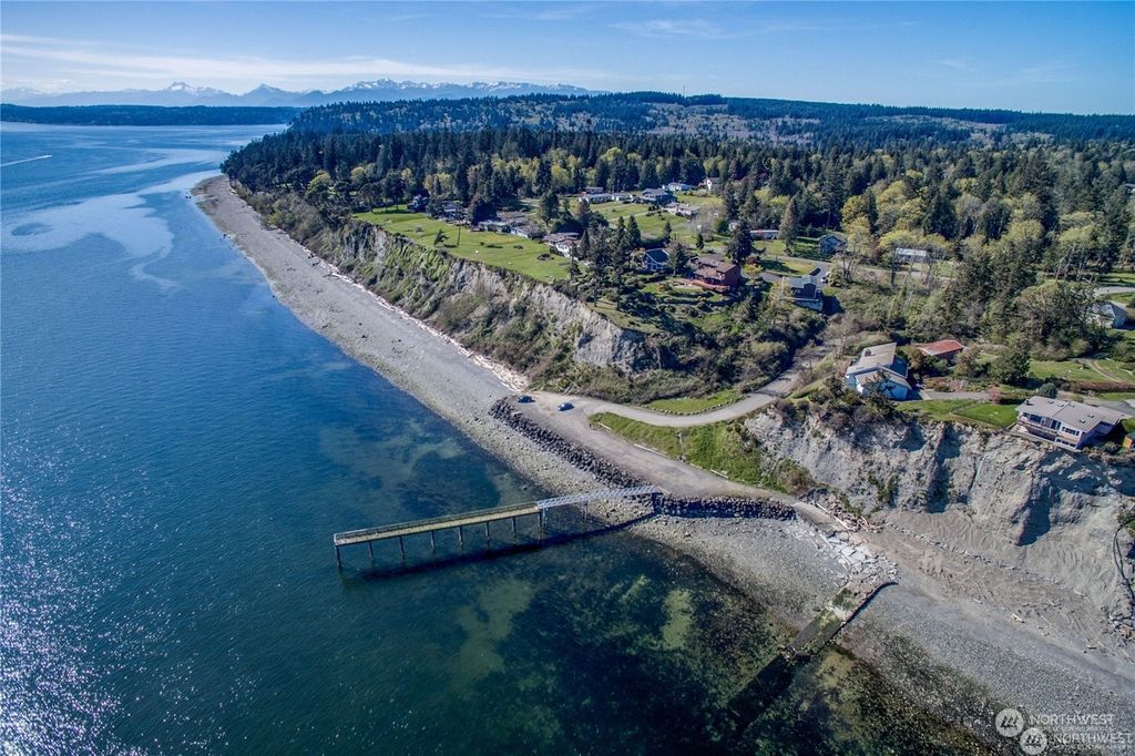 Photo of 12395 NE Philip Drive, Kingston, WA 98346 (MLS # 2302188)