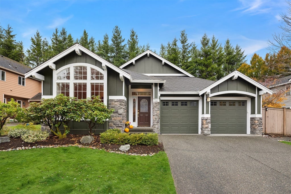 Photo of 7027 Curtis Drive SE, Snoqualmie, WA 98065 (MLS # 2598240)