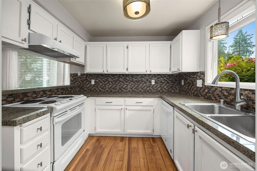 Photo of 1526 192nd Street SE #O4, Bothell, WA 98012 (MLS # 2531026)