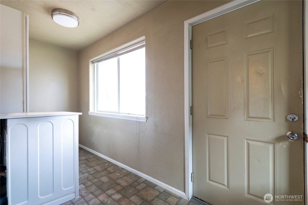 Photo of 514 Richmond Avenue, Centralia, WA 98531 (MLS # 2582493)