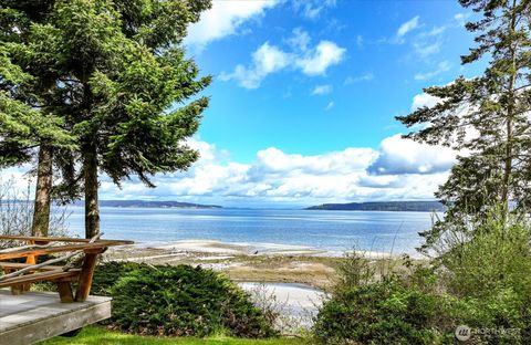 Photo of 377 Harrington Road, Coupeville, WA 98239 (MLS # 2528127)