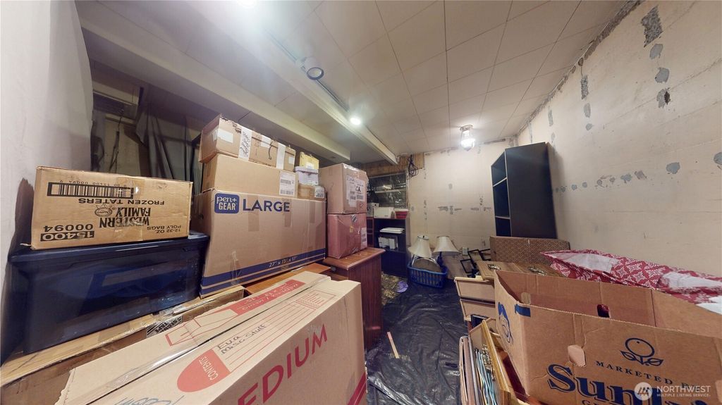 Photo of 16835 113th Avenue SE, Renton, WA 98055 (MLS # 2457657)