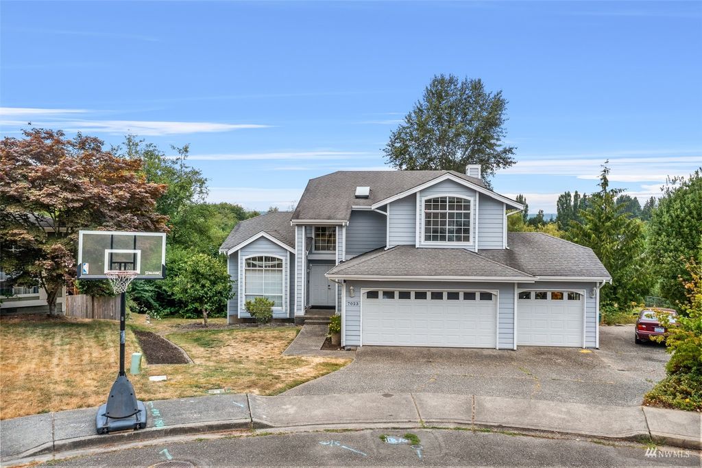 Photo of 7023 76th Drive NE, Marysville, WA 98270 (MLS # 1977925)