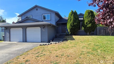 Photo of 73 NW Roeder Drive, Oak Harbor, WA 98277 (MLS # 2511060)