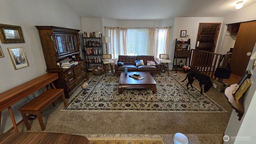 Photo of 73 NW Roeder Drive, Oak Harbor, WA 98277 (MLS # 2511060)