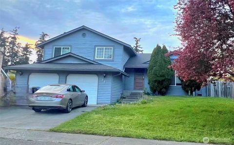 Photo of 73 NW Roeder Drive, Oak Harbor, WA 98277 (MLS # 2511060)