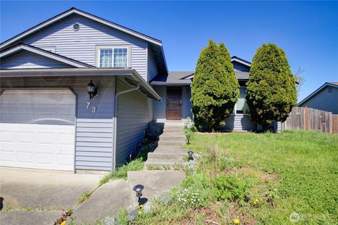 Photo of 73 NW Roeder Drive, Oak Harbor, WA 98277 (MLS # 2511060)